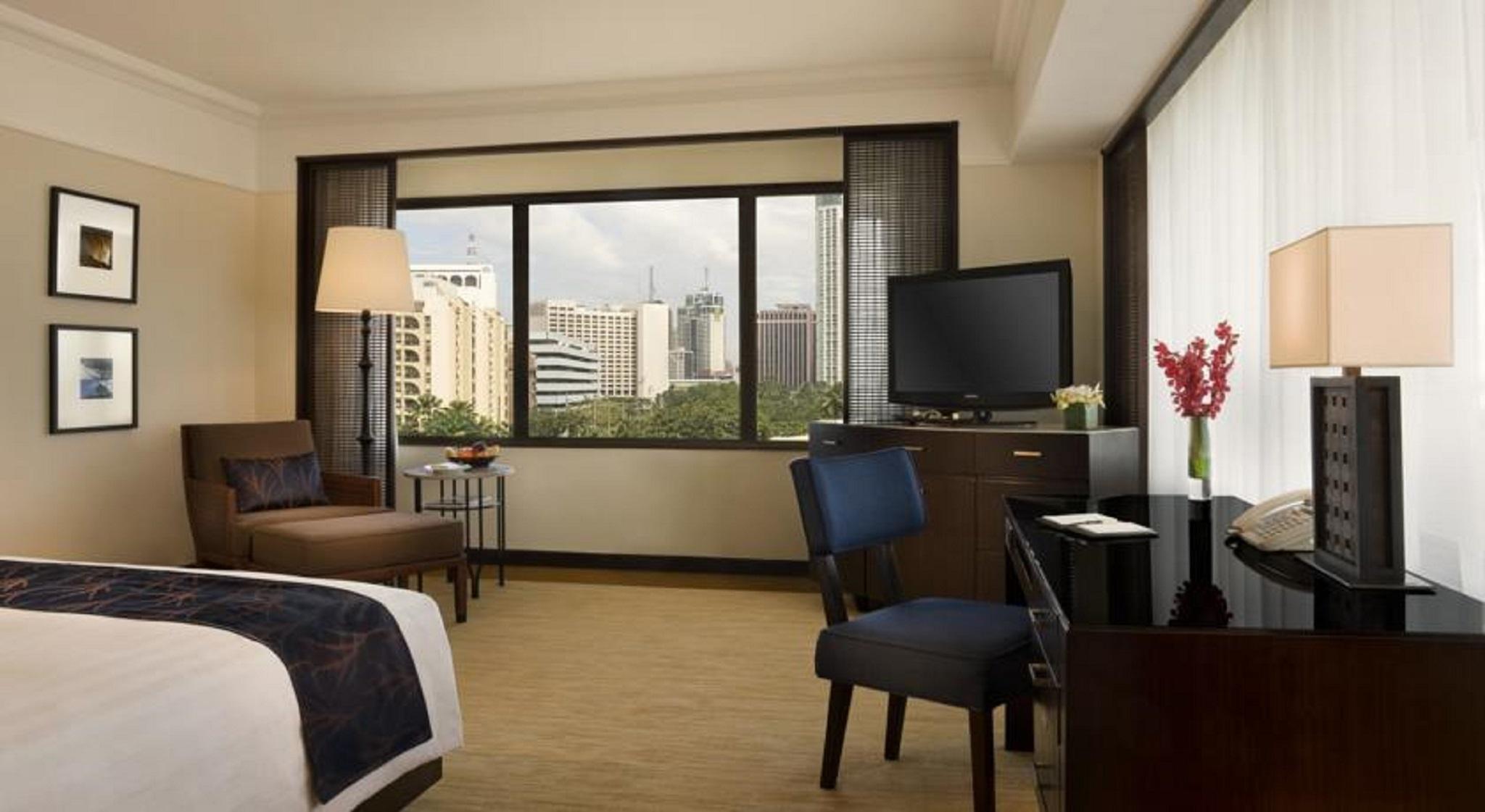 The Peninsula Manila Hotel