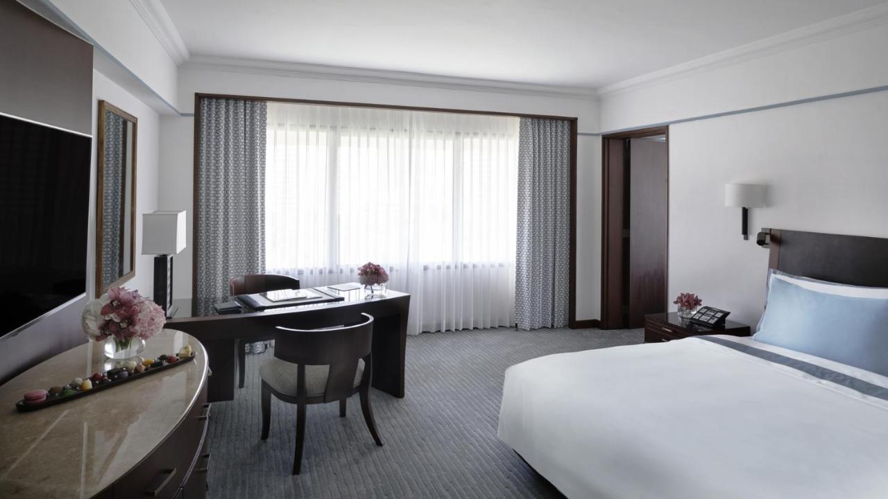 The Peninsula Manila