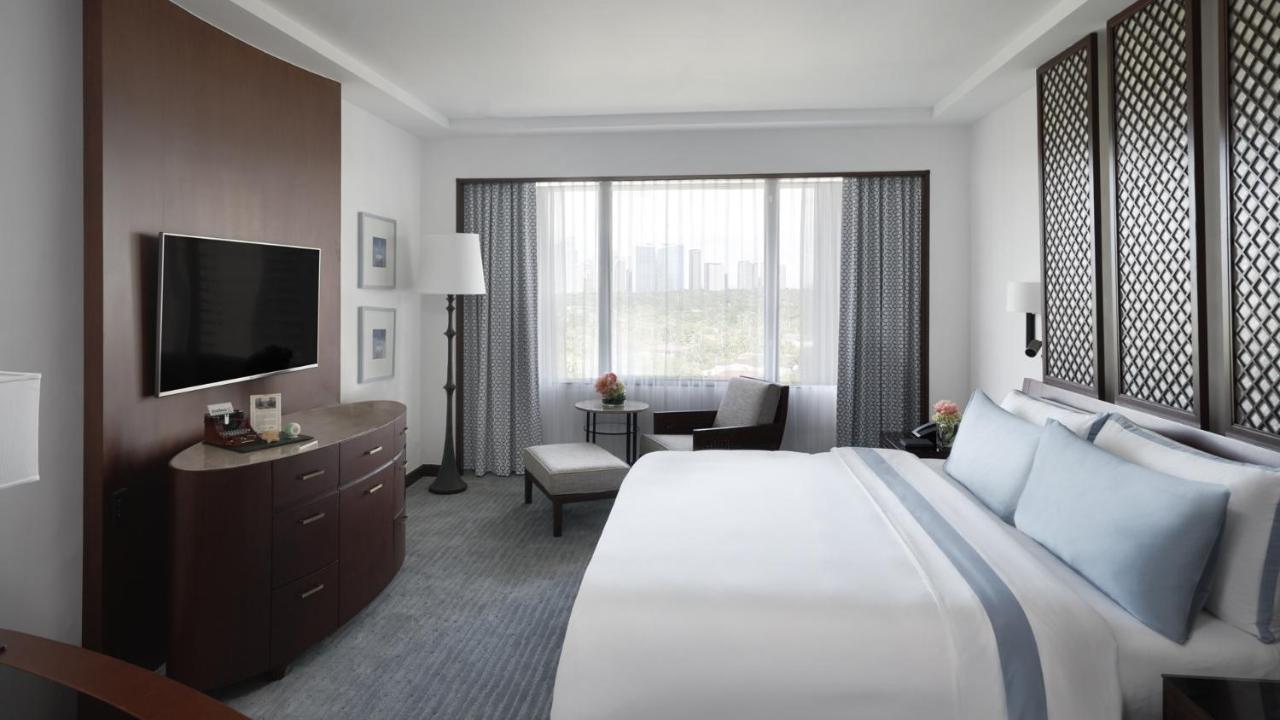 The Peninsula Manila 5* Makati City